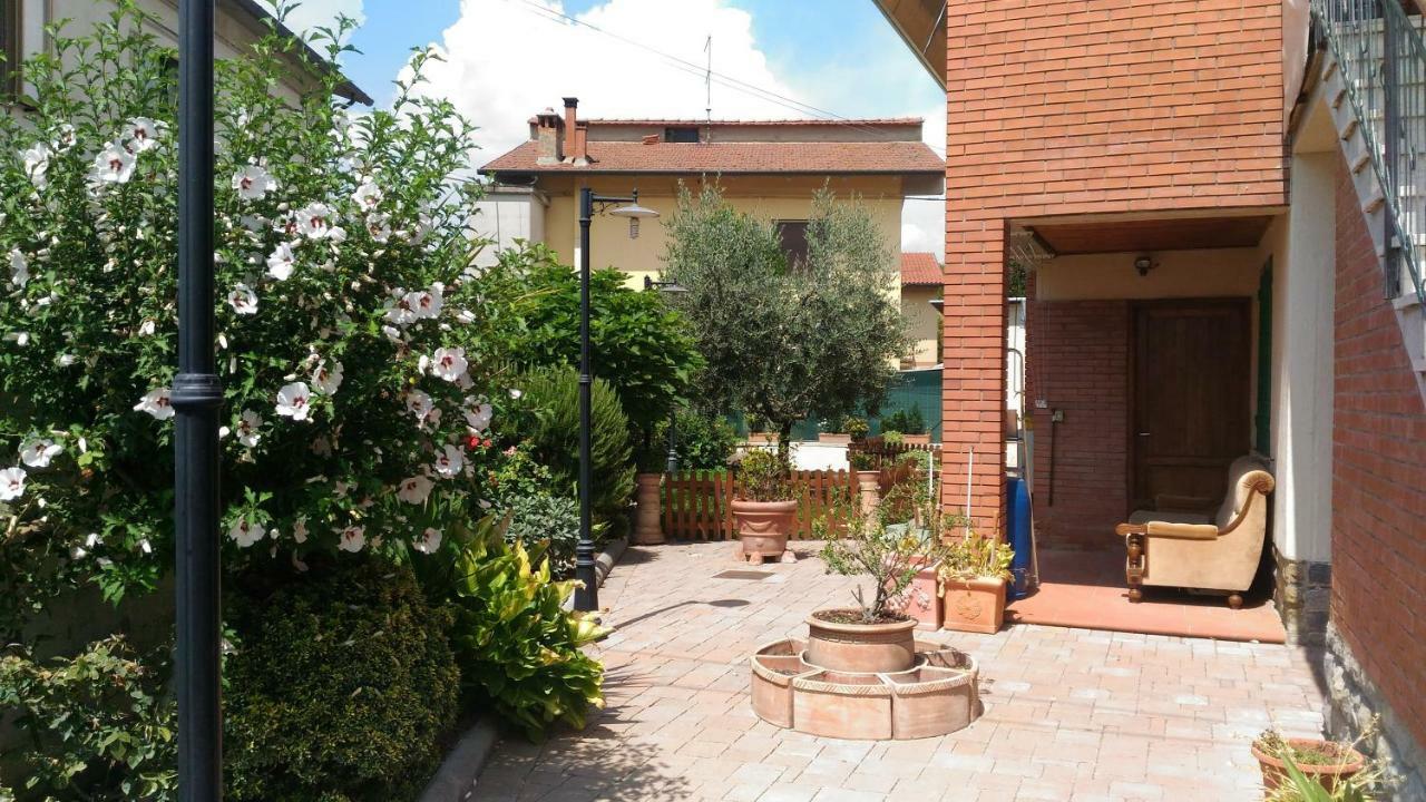Locazione Turistica Casa Vacanza Lola Castiglion Fiorentino Buitenkant foto